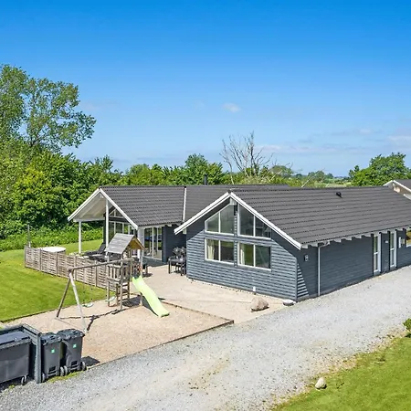 Holiday home In Sydals With Sauna Horuphav